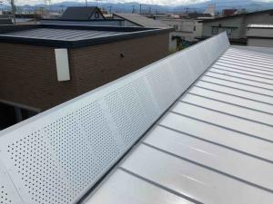 青森市　E様邸　屋根塗装工事､雪庇ガード取付工事