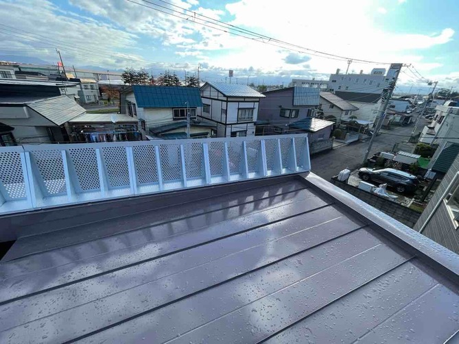屋根塗装工事･雪庇ガード取付工事